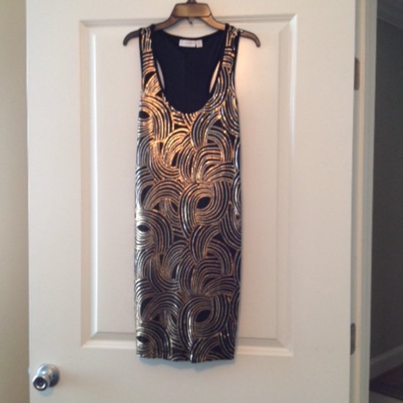 SHOW STOPPER - BLACK AND GOLD SEQUINED DRESS - Picture 1 of 3